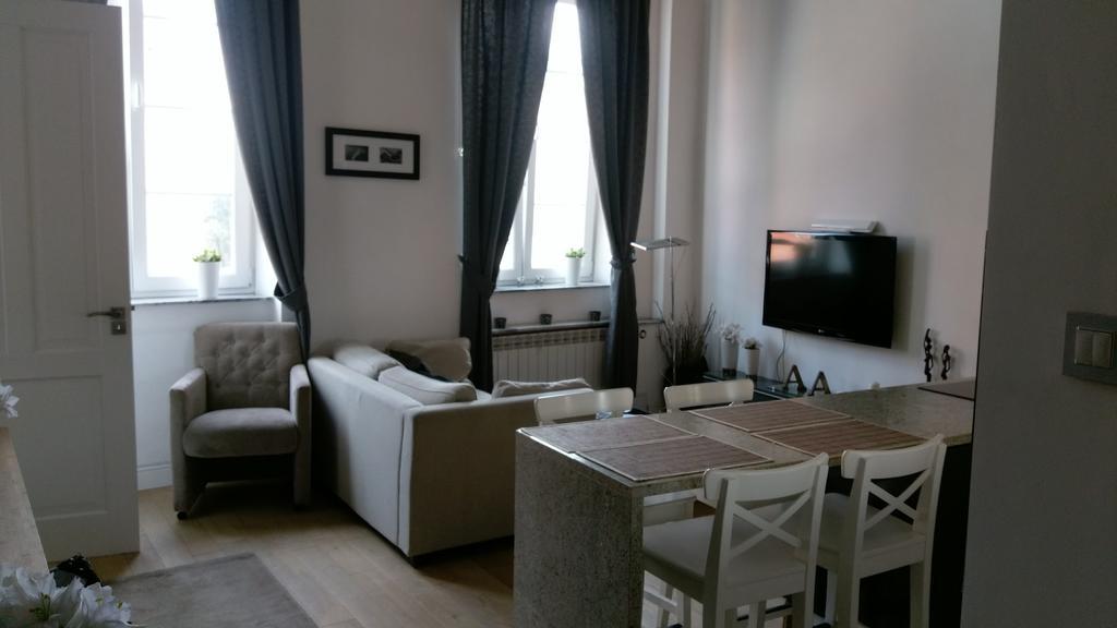 Zamkowy Apartment Old Town Varsavia Esterno foto
